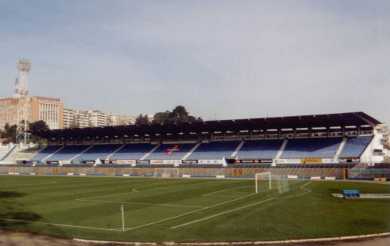 Estádio do Restelo - Gegentribüne leer
