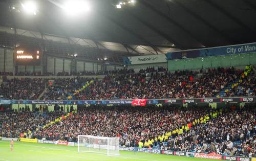 City of Manchester Stadium - G�stebereich auf dem South Stand